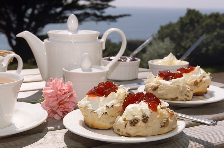 Traditional Irish Scones: A Perfect Summer Snack