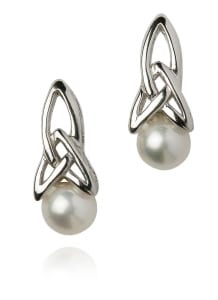 Exquisitely crafted Celtic earrings combined with classic pearls